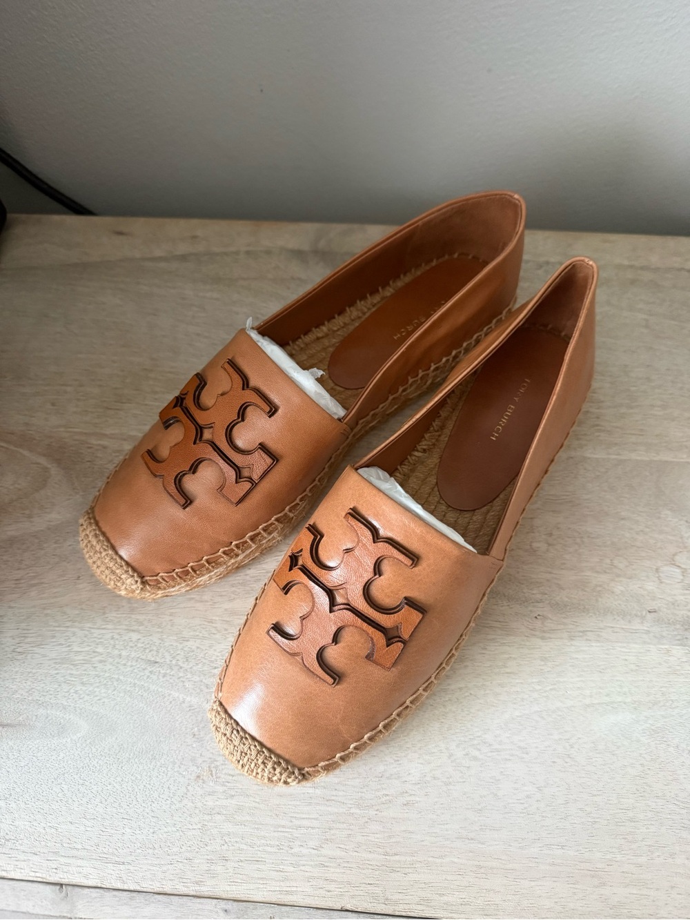 Tory Burch Cognac Leather Espadrille Flats with Logo Cutout - Picture 2 of 5